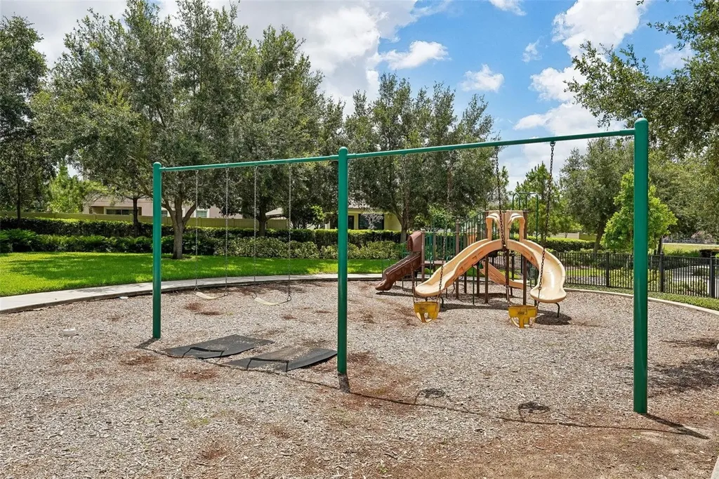 910 Grand Cresta Avenue Brandon FL 33511