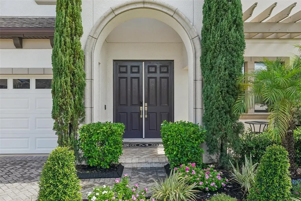 910 Grand Cresta Avenue Brandon FL 33511