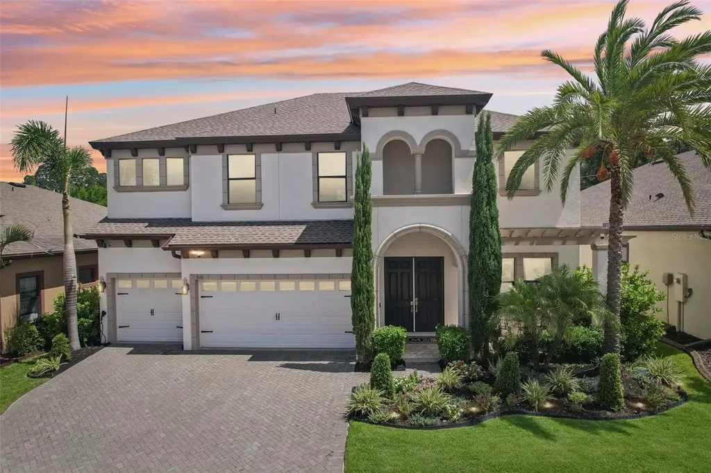 910 Grand Cresta Avenue Brandon FL 33511