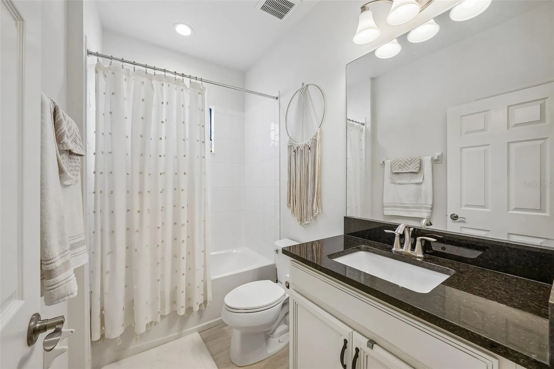 910 Grand Cresta Avenue Brandon FL 33511