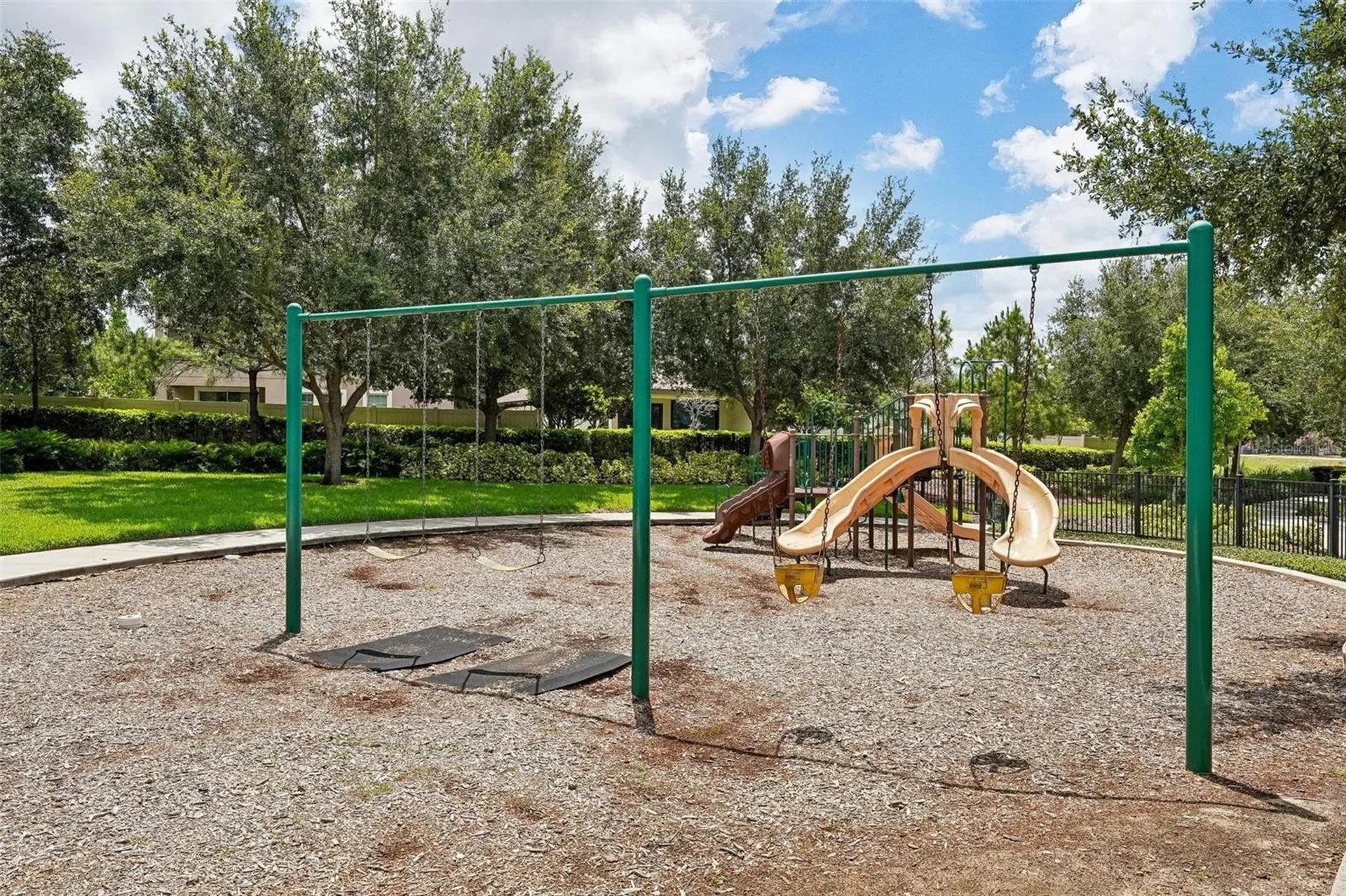 910 Grand Cresta Avenue Brandon FL 33511