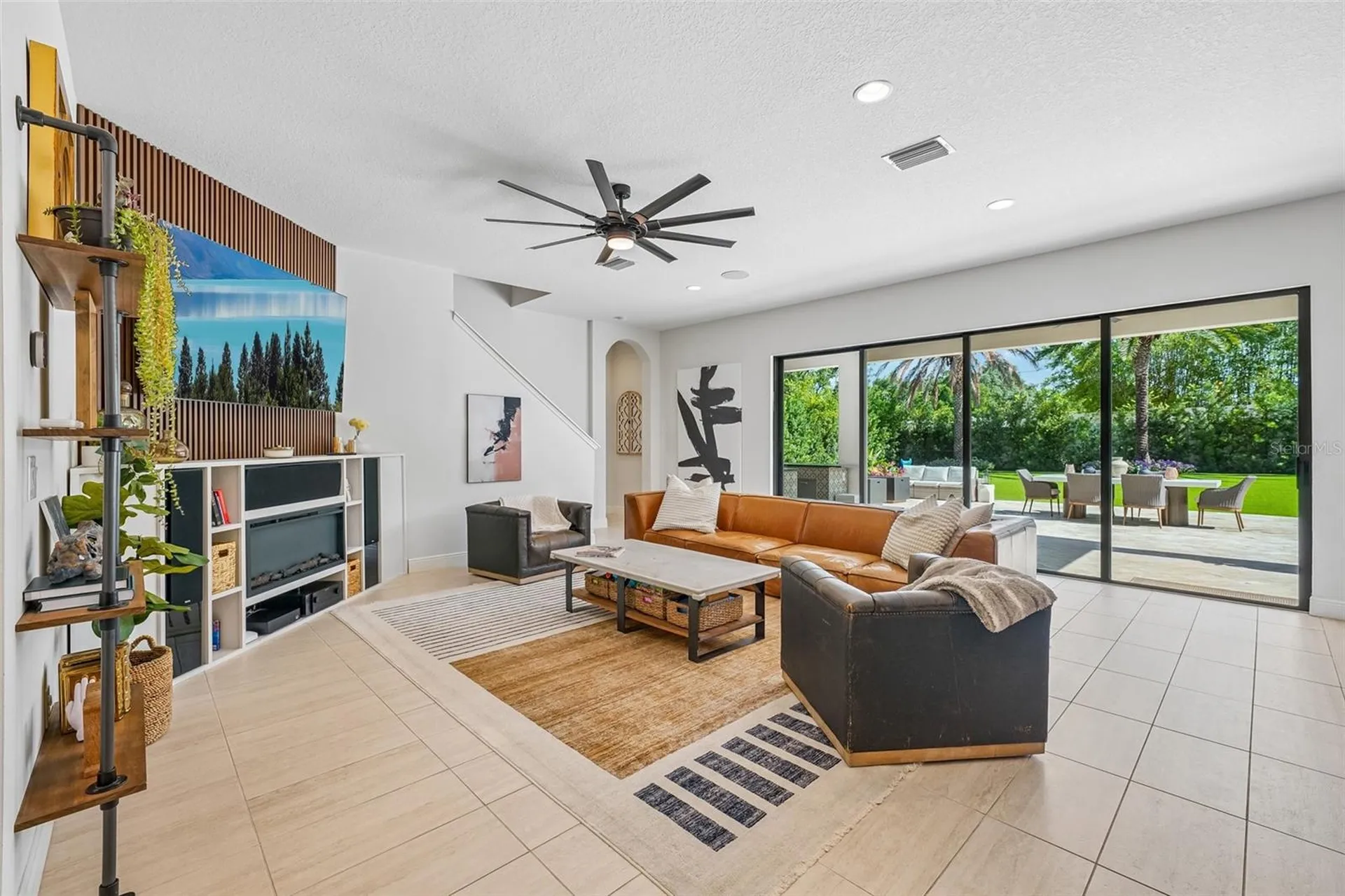 910 Grand Cresta Avenue Brandon FL 33511