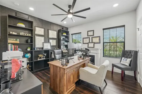 910 Grand Cresta Avenue Brandon FL 33511