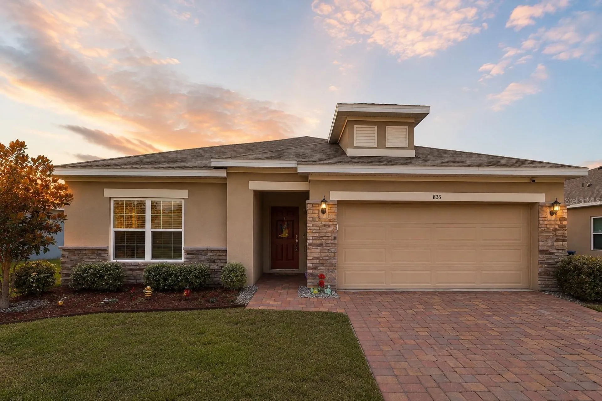 833 Avenal Lane Davenport FL 33837