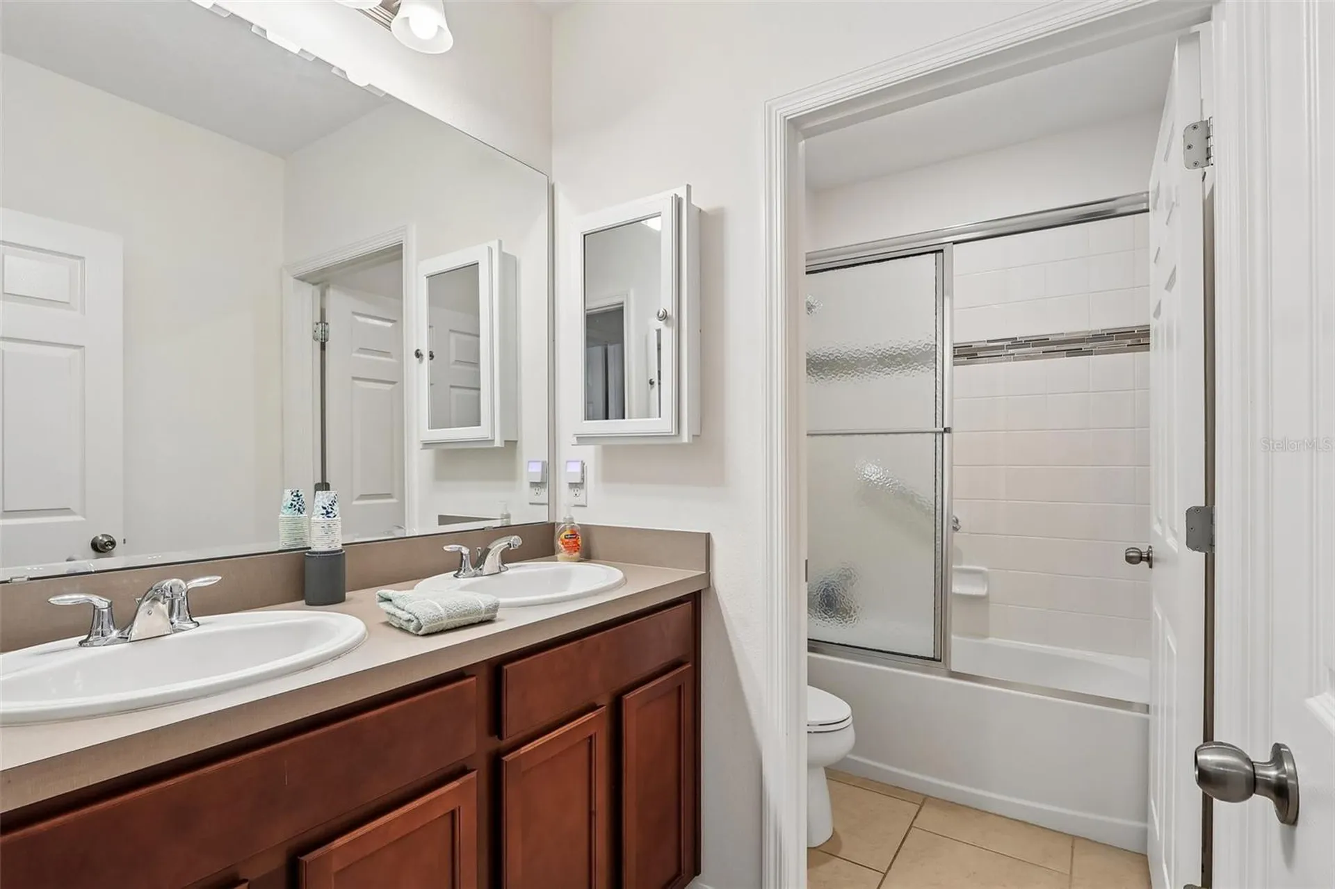 833 Avenal Lane Davenport FL 33837