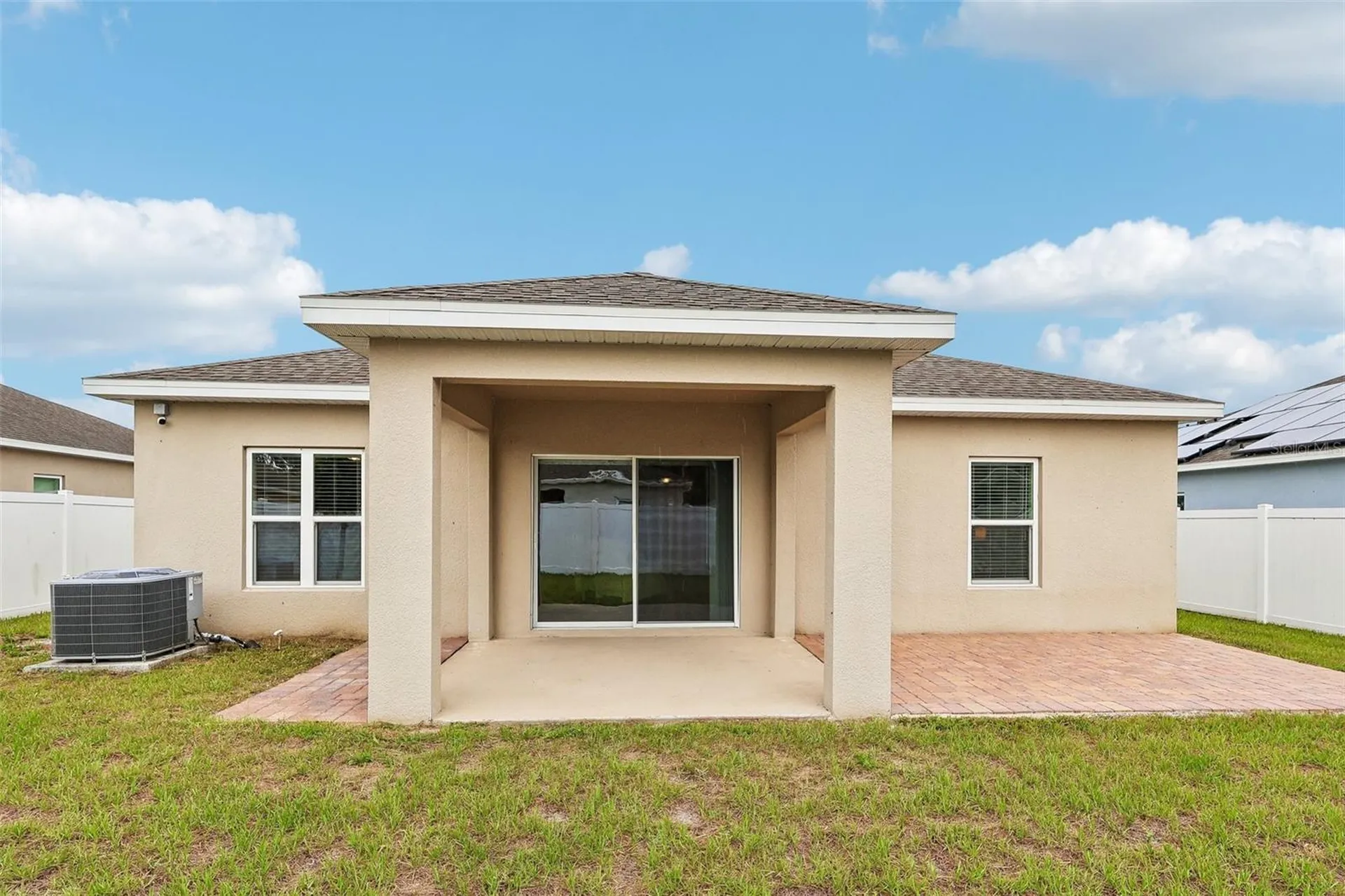 833 Avenal Lane Davenport FL 33837