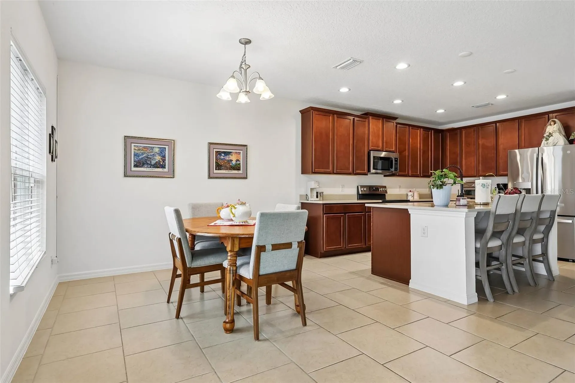 833 Avenal Lane Davenport FL 33837