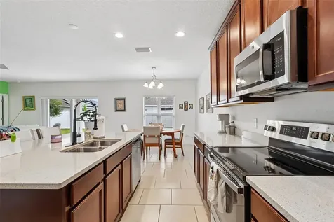 833 Avenal Lane Davenport FL 33837