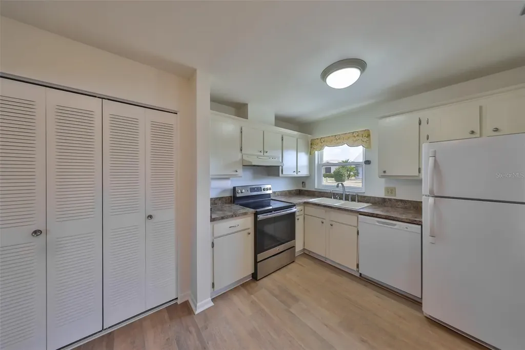 1529 Allegheny Drive Sun City Center FL 33573
