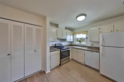1529 Allegheny Drive Sun City Center FL 33573