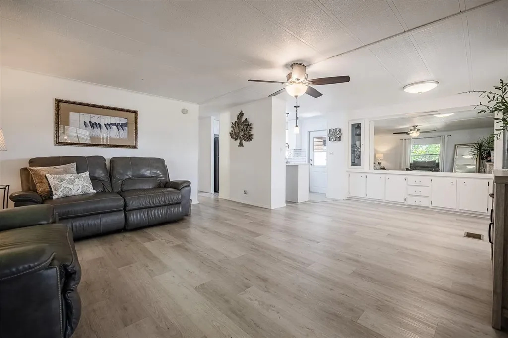 36749 Jodi Avenue Zephyrhills FL 33542