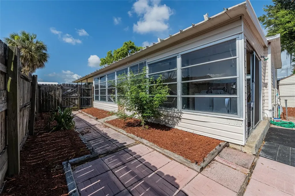 36749 Jodi Avenue Zephyrhills FL 33542