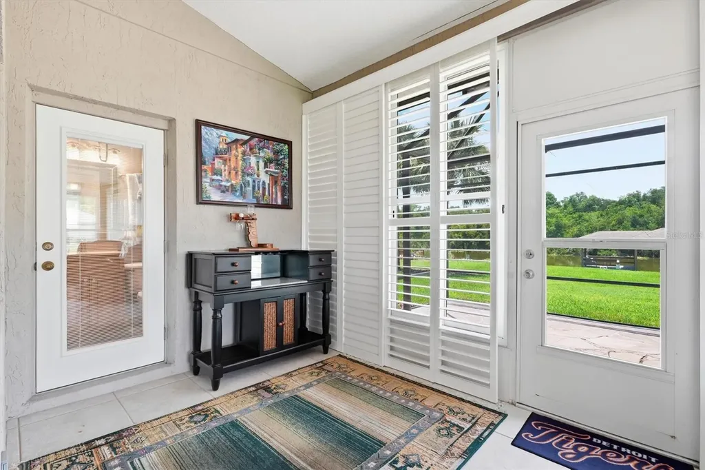 6042 Landings Boulevard Lady Lake FL 32159