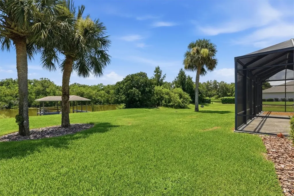 6042 Landings Boulevard Lady Lake FL 32159