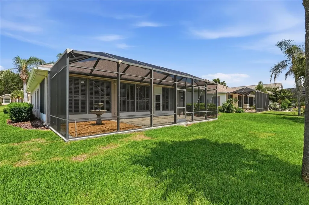 6042 Landings Boulevard Lady Lake FL 32159