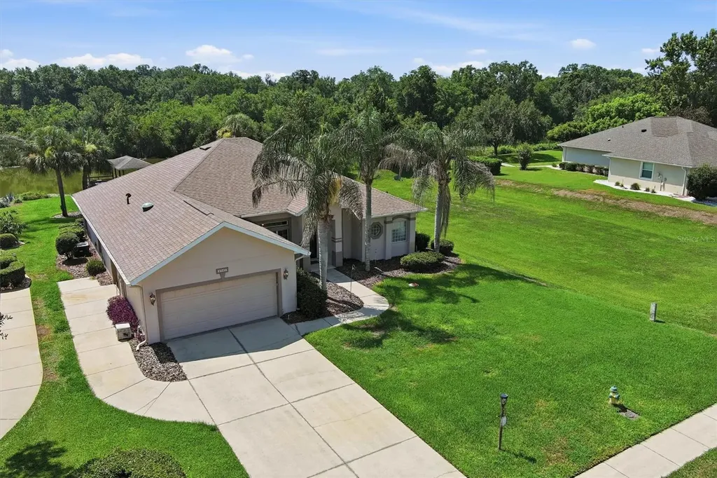 6042 Landings Boulevard Lady Lake FL 32159