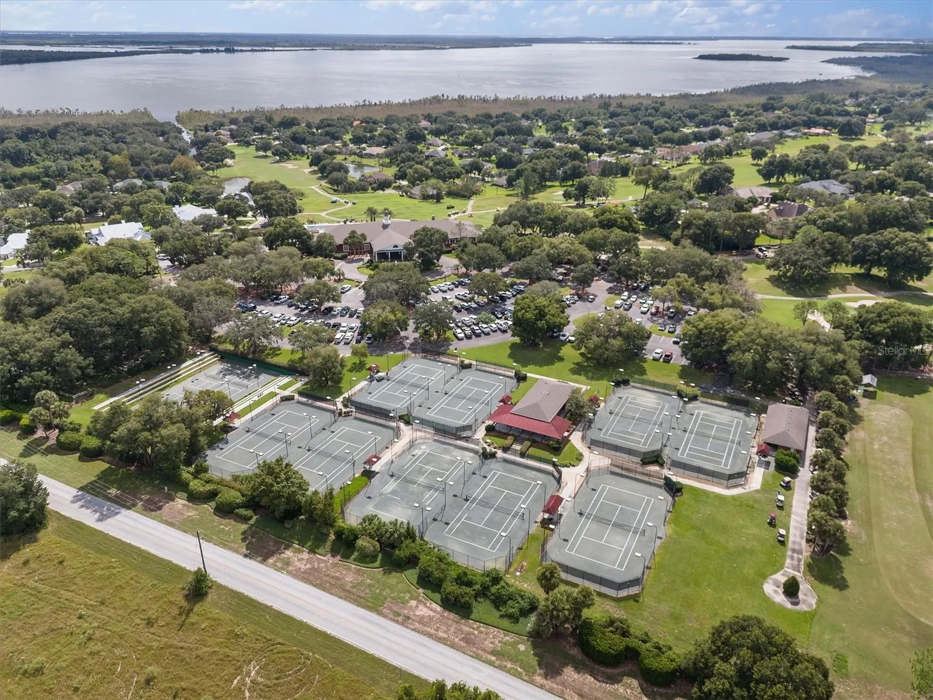 6042 Landings Boulevard Lady Lake FL 32159