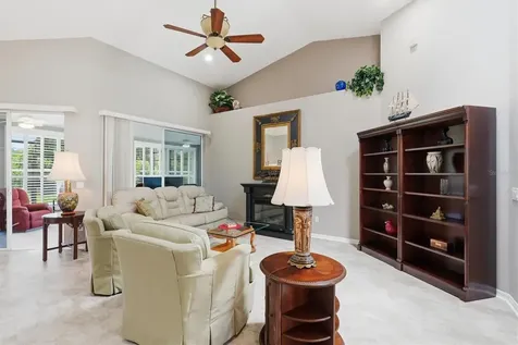 6042 Landings Boulevard Lady Lake FL 32159