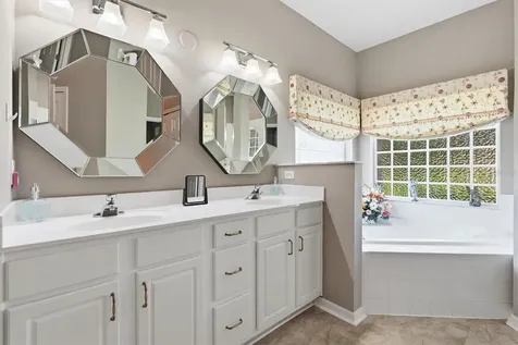 6042 Landings Boulevard Lady Lake FL 32159