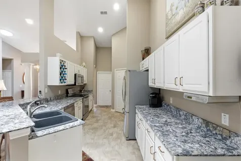 6042 Landings Boulevard Lady Lake FL 32159