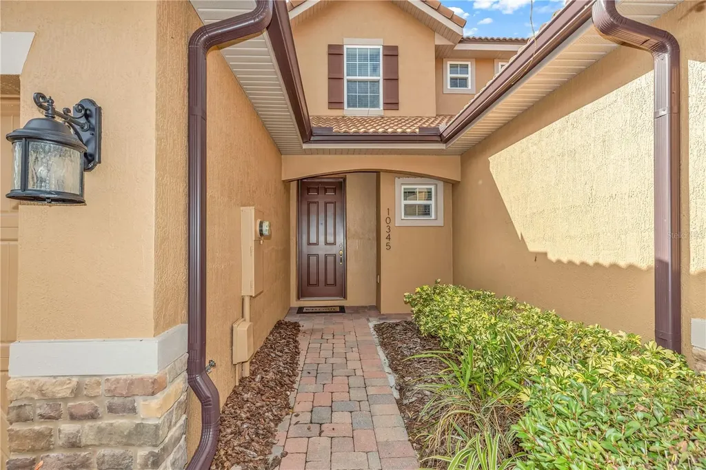 10345 Belfry Circle Orlando FL 32832