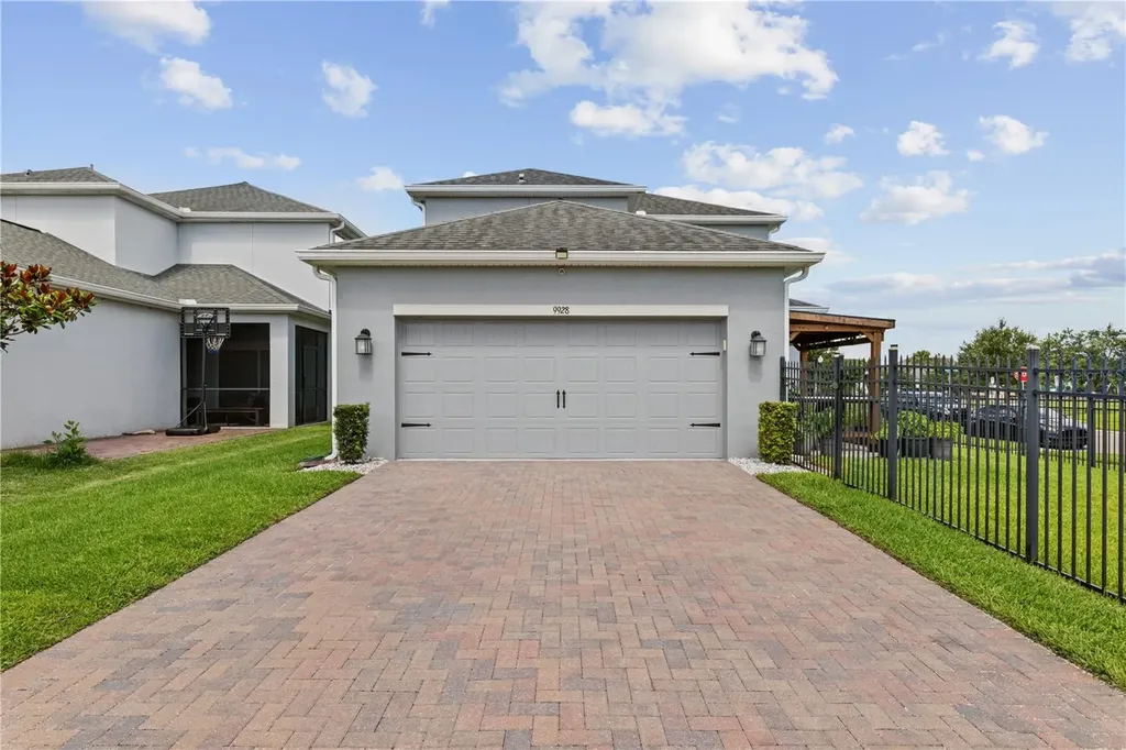 9928 Pecan Hickory Way Orlando FL 32832