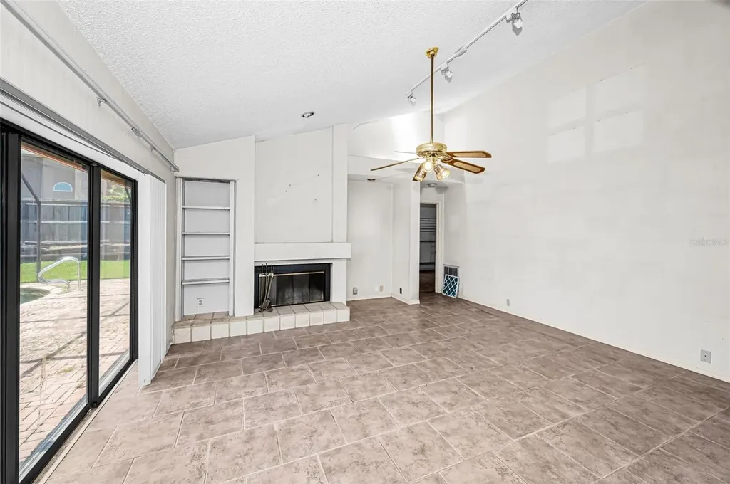 107 Woodcreek Drive S Safety Harbor FL 34695