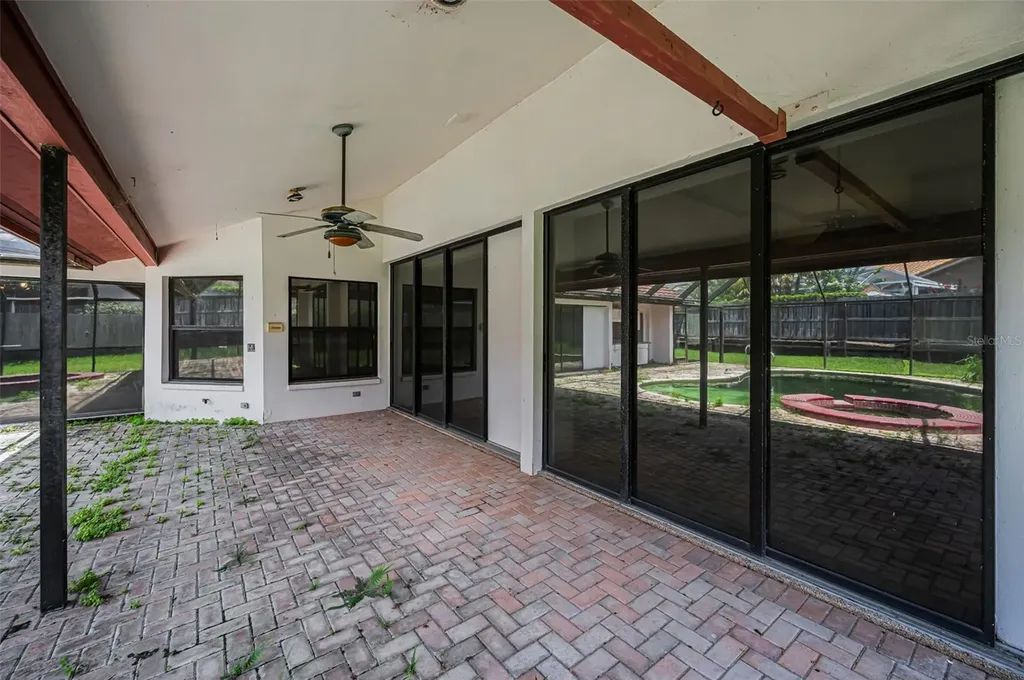 107 Woodcreek Drive S Safety Harbor FL 34695