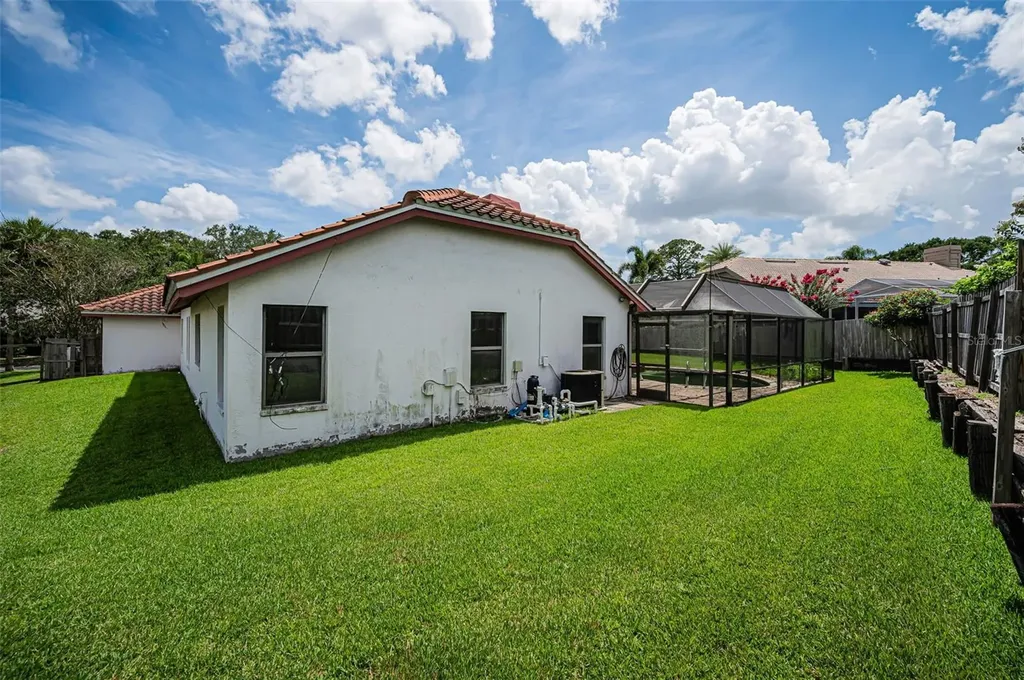107 Woodcreek Drive S Safety Harbor FL 34695