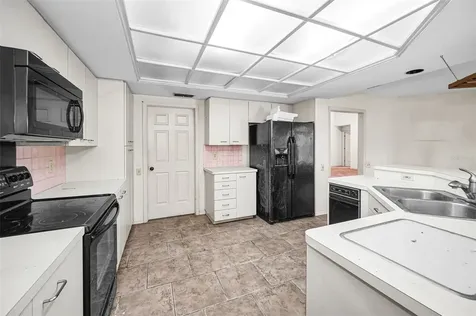 107 Woodcreek Drive S Safety Harbor FL 34695