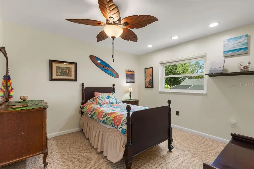 2786 Valencia Lane W Palm Harbor FL 34684