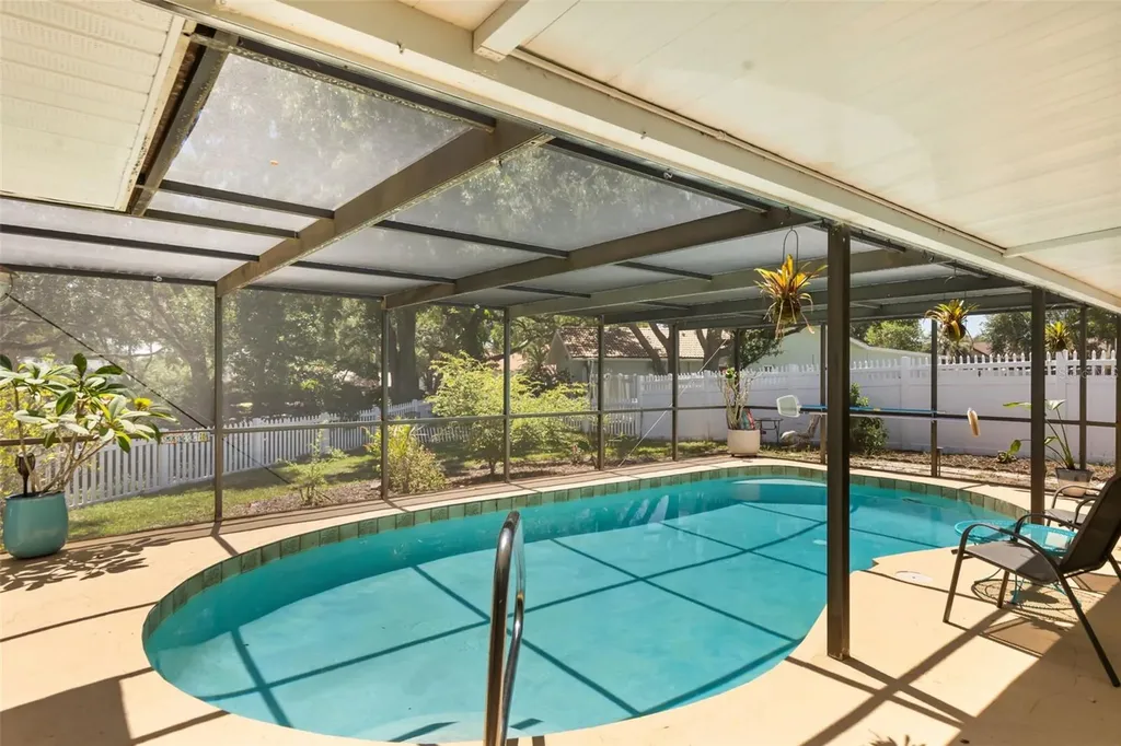 2786 Valencia Lane W Palm Harbor FL 34684