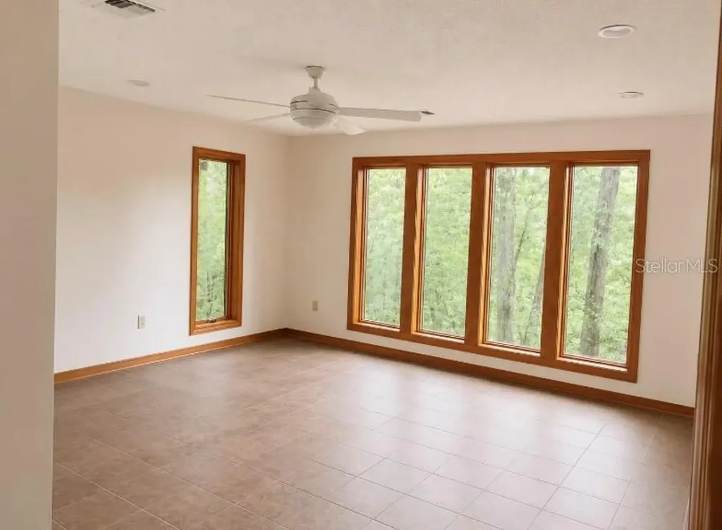 1485 Kingslake Drive Cantonment FL 32533
