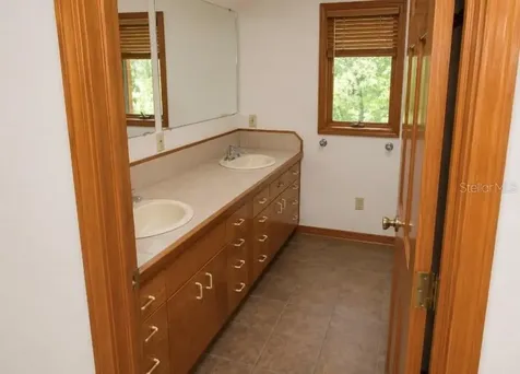 1485 Kingslake Drive Cantonment FL 32533