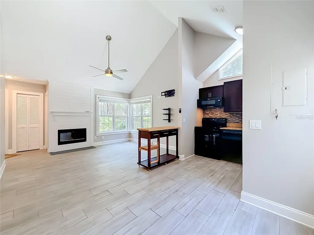1411 Farrindon Circle Lake Mary FL 32746