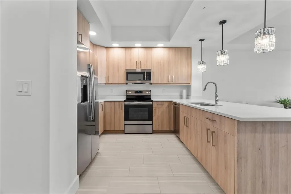 415 Island Way Clearwater Beach FL 33767