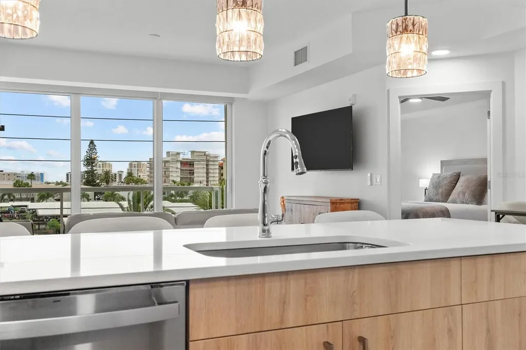 415 Island Way Clearwater Beach FL 33767