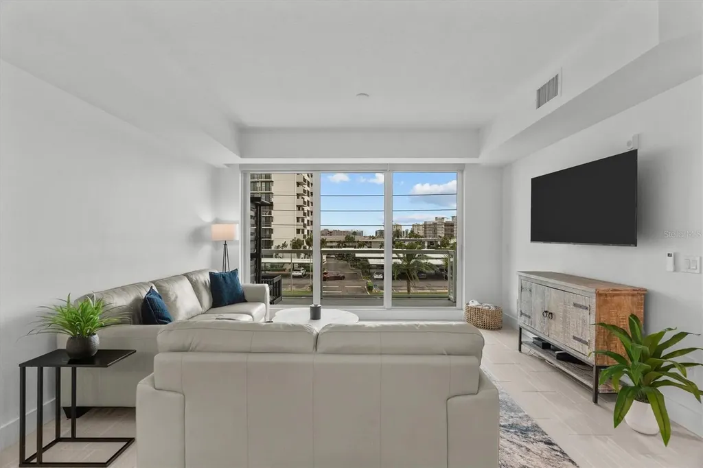 415 Island Way Clearwater Beach FL 33767