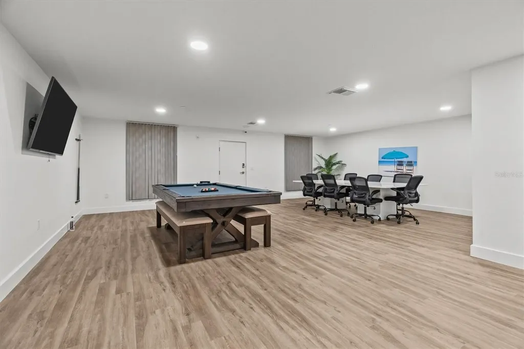 415 Island Way Clearwater Beach FL 33767