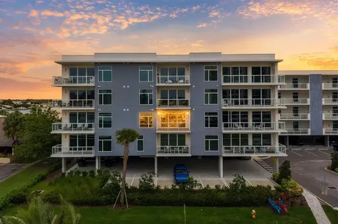 415 Island Way Clearwater Beach FL 33767