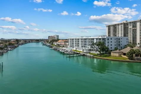 415 Island Way Clearwater Beach FL 33767