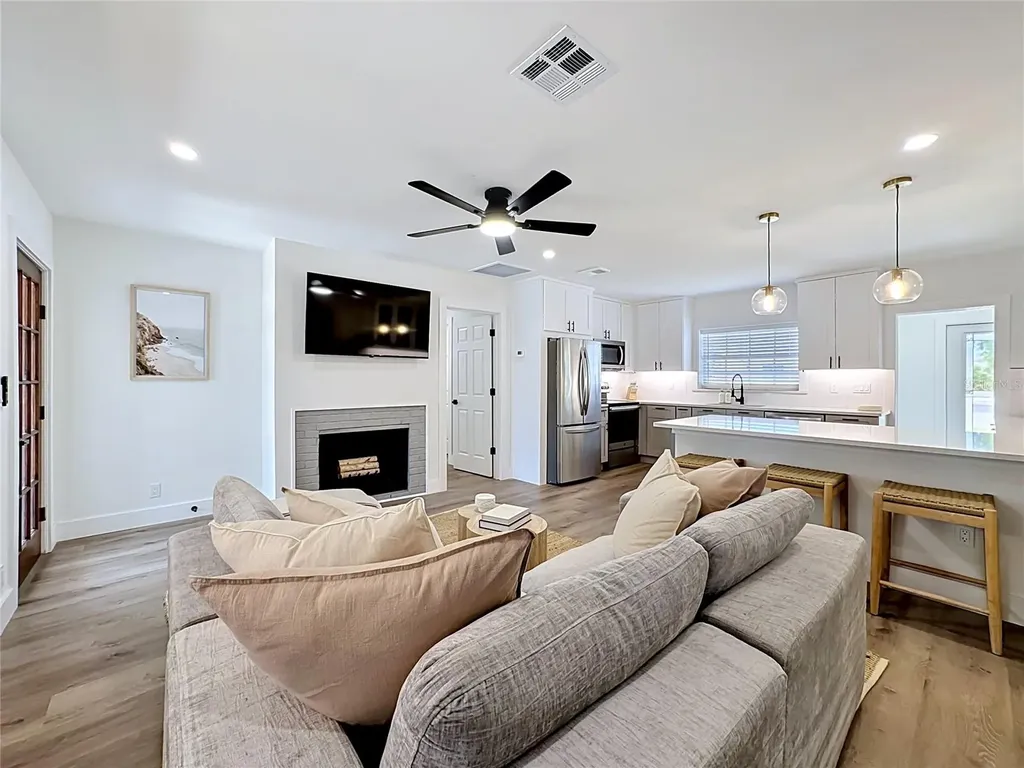 1290 Oxford Drive Englewood FL 34223