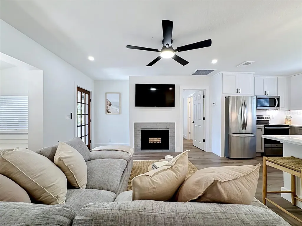 1290 Oxford Drive Englewood FL 34223
