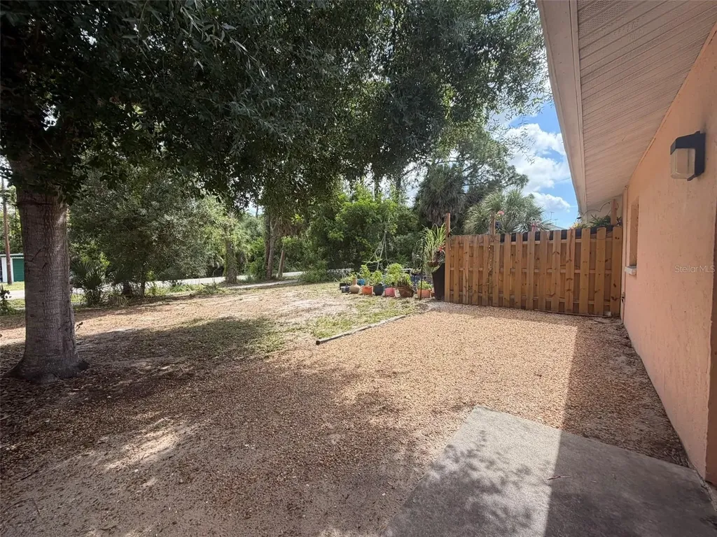 153 Old Englewood Road Englewood FL 34223