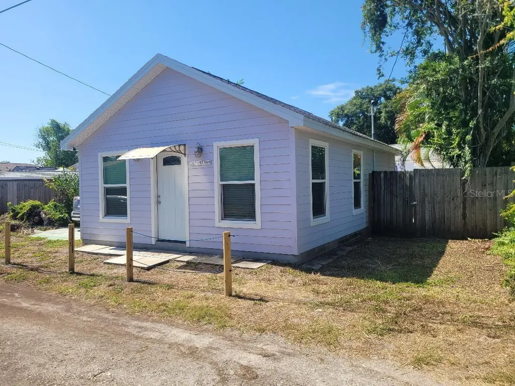 3631 N 4th Avenue N St Petersburg FL 33713