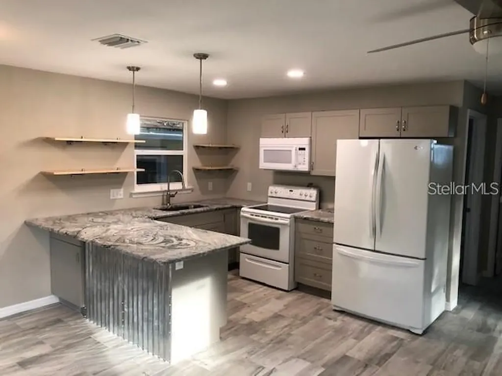 3631 N 4th Avenue N St Petersburg FL 33713