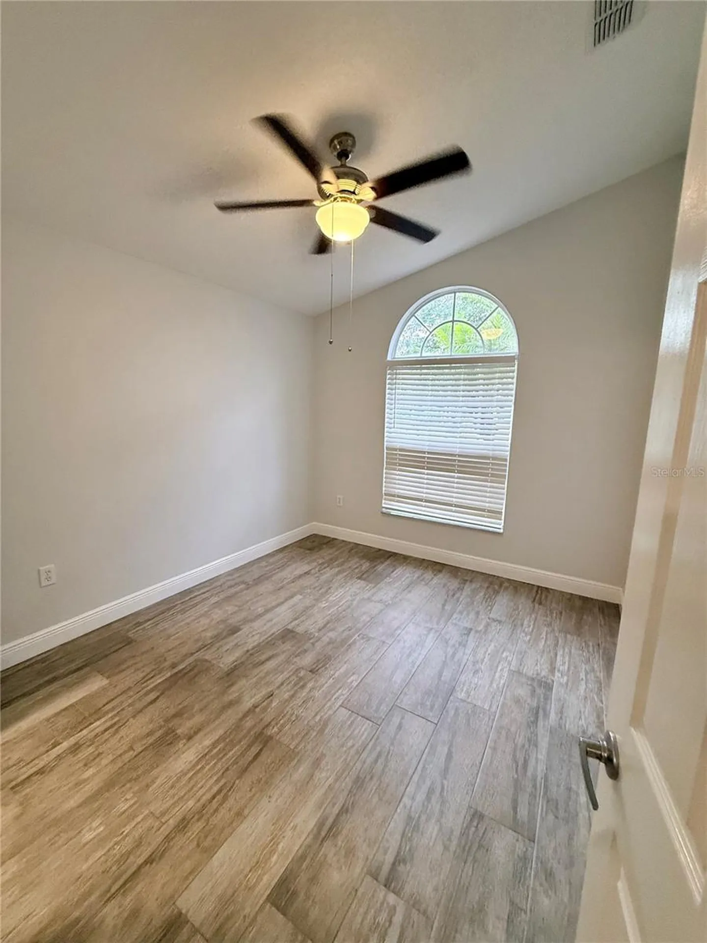 1302 Belvoir Drive Davenport FL 33837