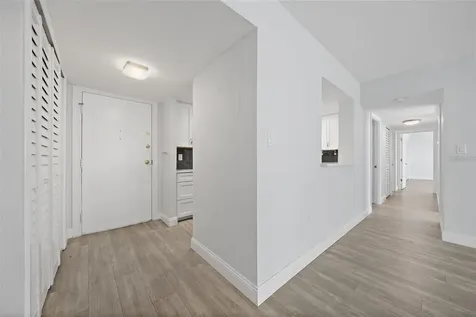 4141 Bayshore Boulevard Tampa FL 33611