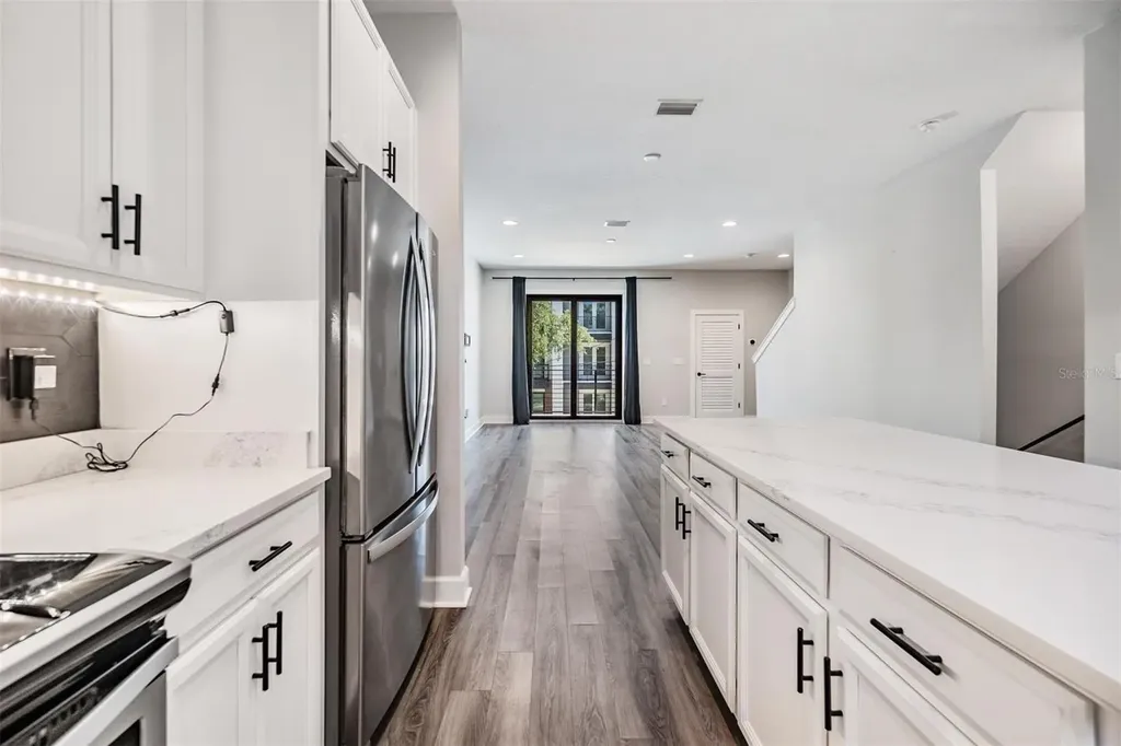1302 W Carmen Street Tampa FL 33606