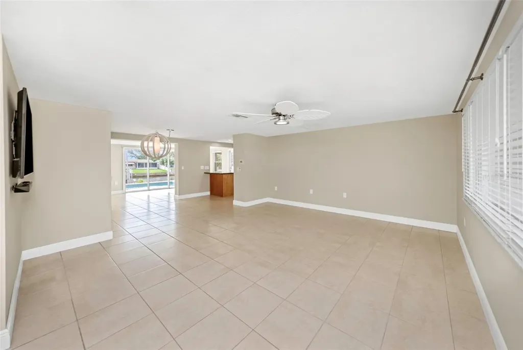 12804 2nd Isle Hudson FL 34667